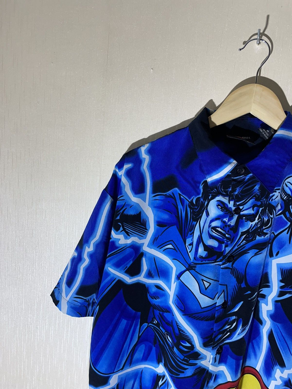 DC Comics × Vintage DC comics vintage 2002 y2k shirt Size US M / EU 48-50 / 2 - 3 Thumbnail