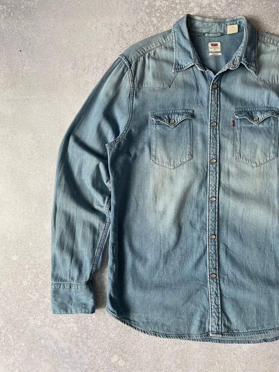 Levi's × Levi's Vintage Clothing × Vintage Vintage 90s Levi’s Washed Blue Denim Shirts Button Up Y2K Size US L / EU 52-54 / 3 - 3 Thumbnail
