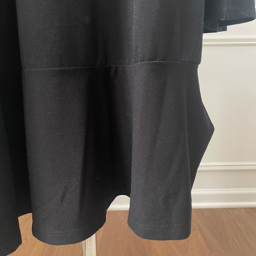Other NWT Truly Poppy Stitch Fix Black Trumpet Sleeve Dress S Size S / US 4 / IT 40 - 3 Thumbnail
