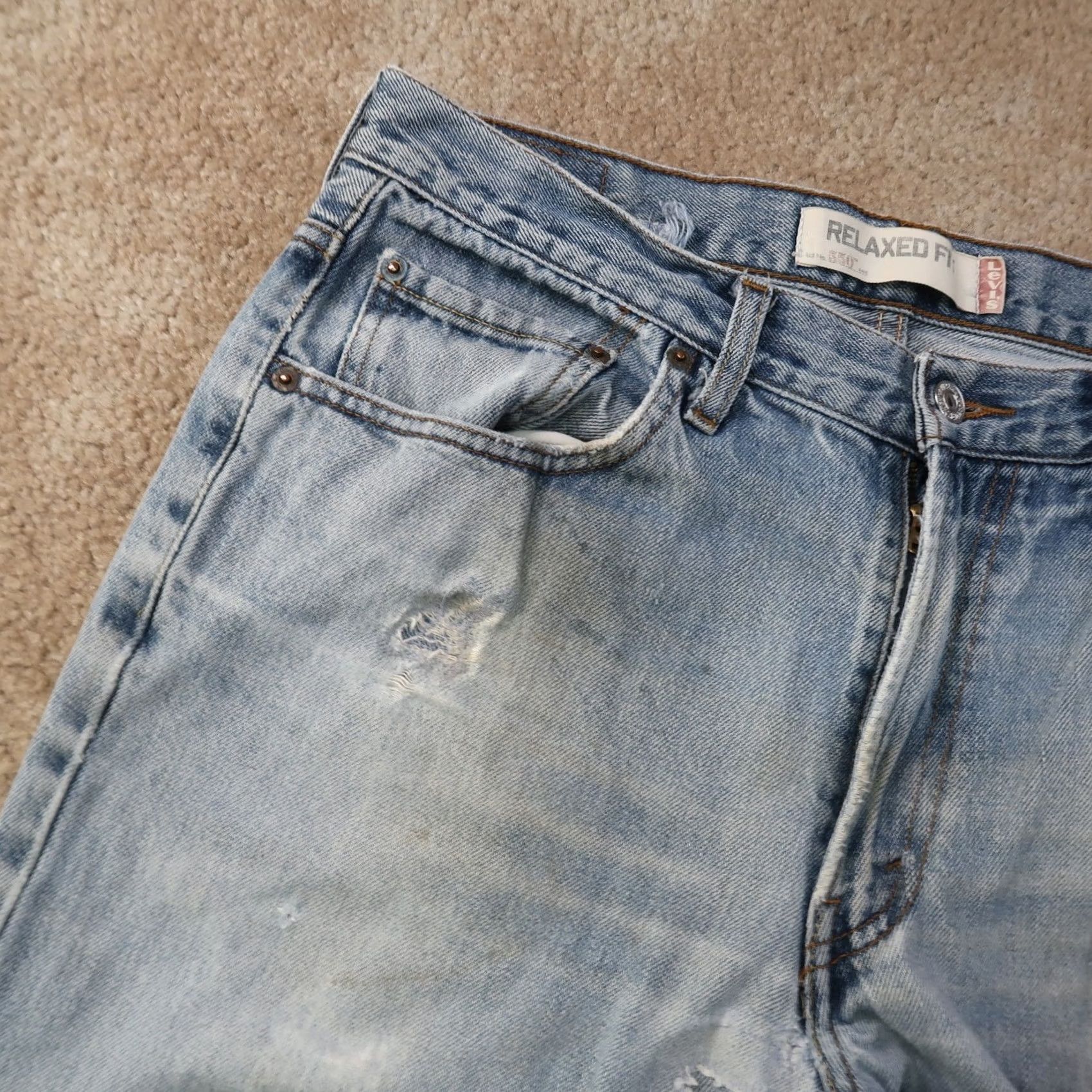 Levi's VINTAGE Levi's 550 Relaxed Straight Jeans Men's 34x36 Blue Denim Distressed Pants 5-Pocket Logo Zipper Button Belt Loops Cotton Denim Regular 34 Waist Size US 34 / EU 50 - 5 Thumbnail