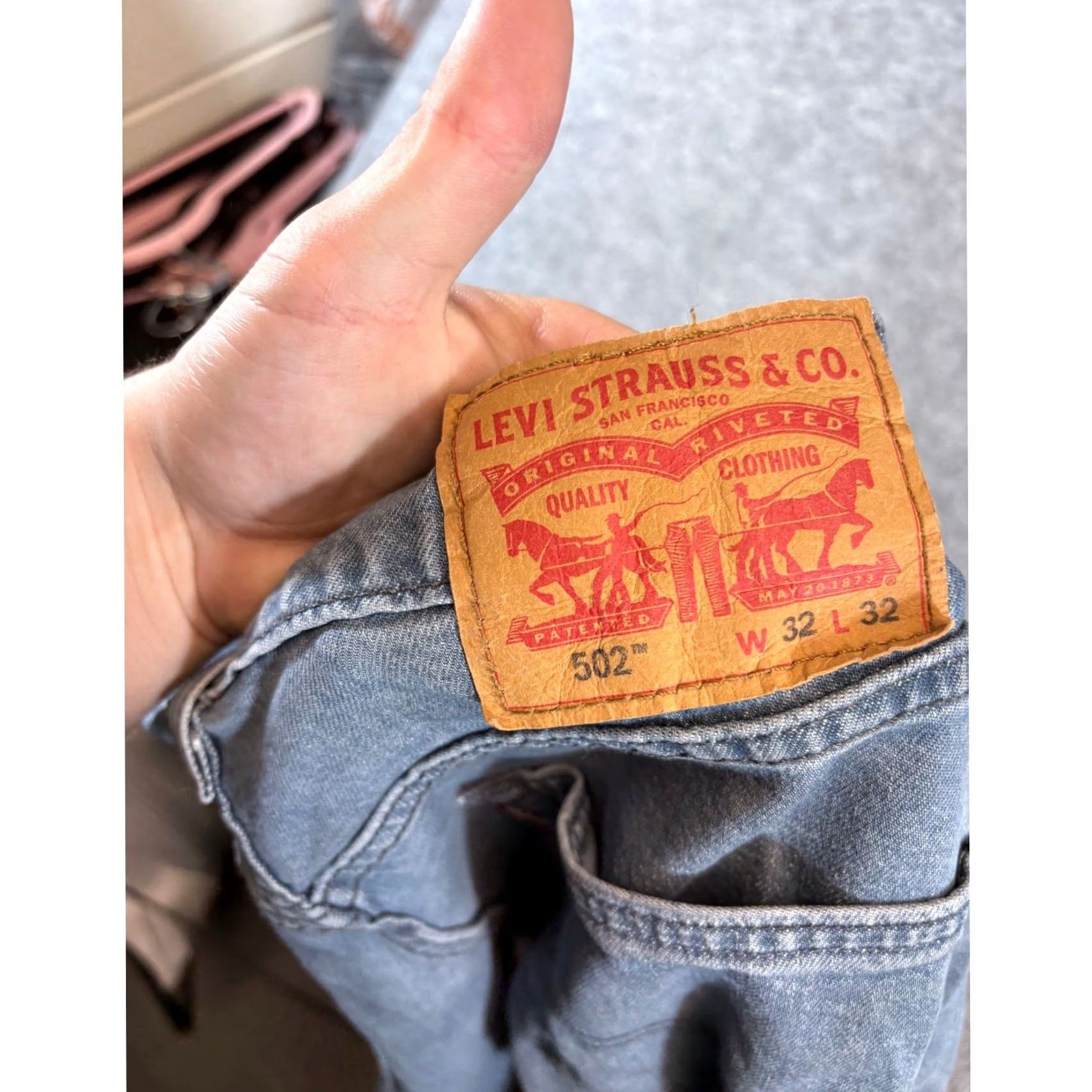 Levi's VINTAGE Levi's Jeans 502 Denim Tapered 32x32 Blue Faded Whiskering Retro Mens Jeans Size US 32 / EU 48 - 3 Thumbnail