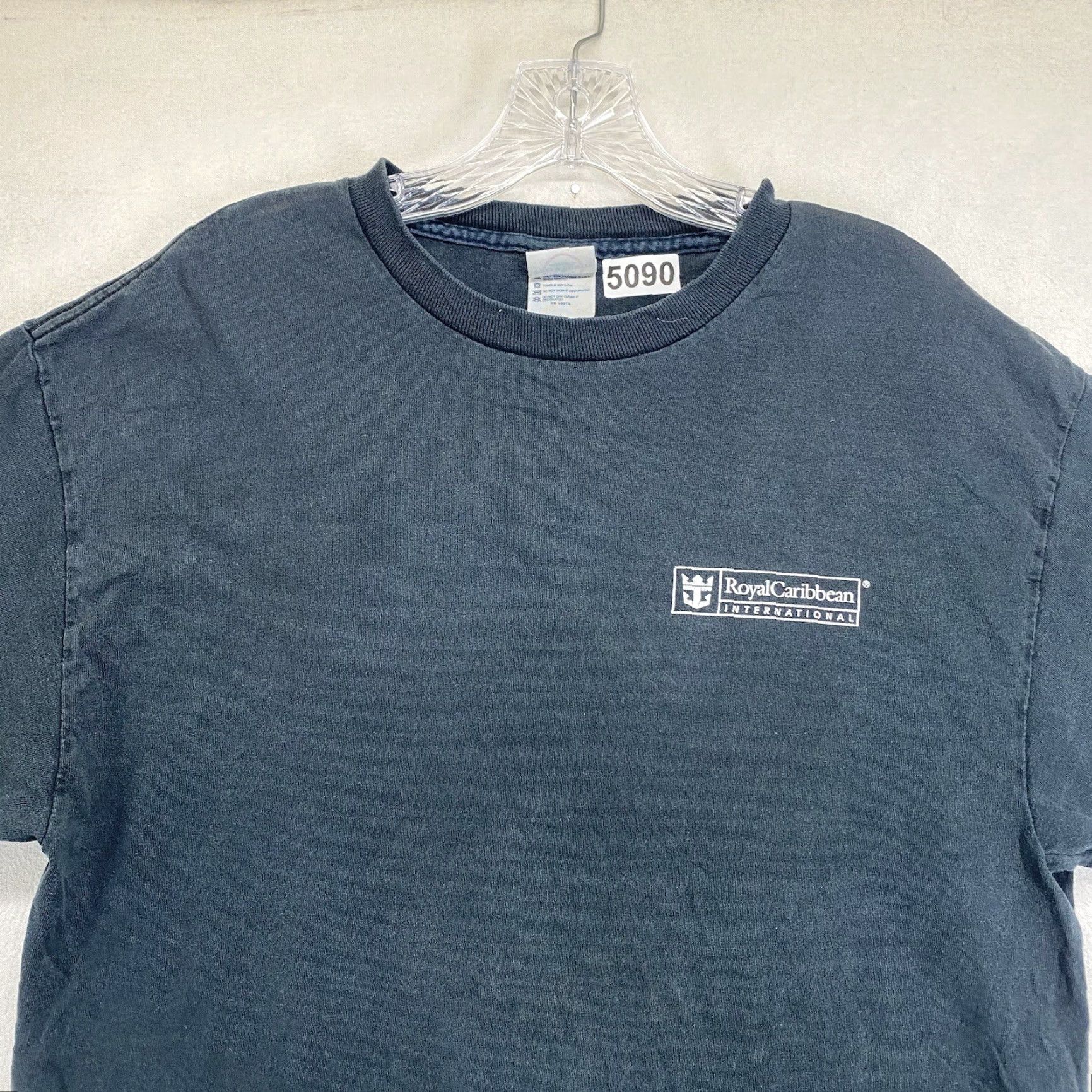 Delta VINTAGE Royal Caribbean T-Shirt 50s Cars Mens Large Faded Black Graphic Classic Music Size US L / EU 52-54 / 3 - 5 Thumbnail