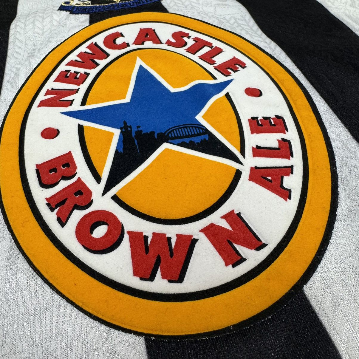 Adidas Newcastle 97/99 home shirt #9 Shearer Size US S / EU 44-46 / 1 - 6 Thumbnail
