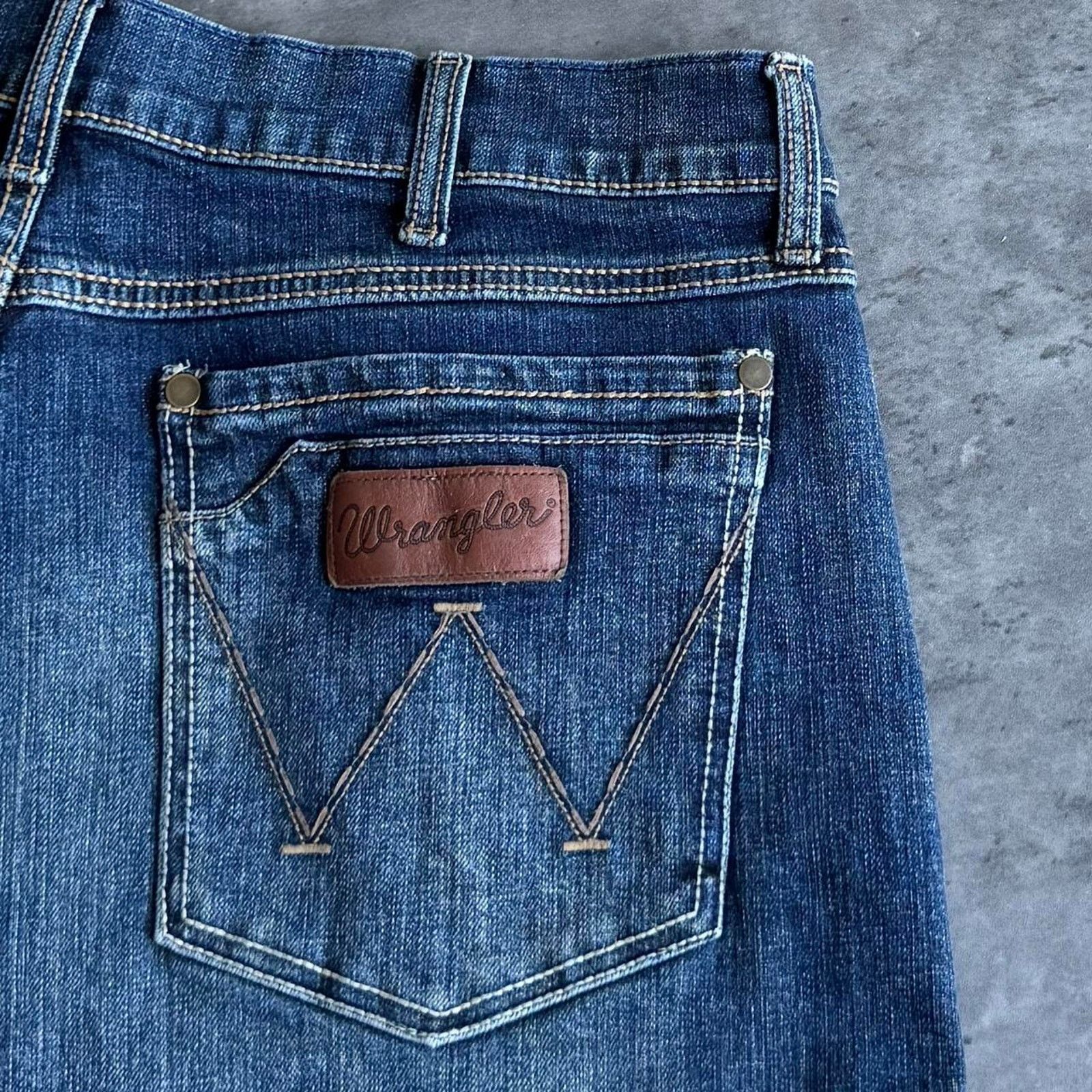 Levi's × Vintage × Wrangler Vintage Y2K Wrangler Retro Boot Cut Essential Denim Jeans Size US 36 / EU 52 - 3 Thumbnail
