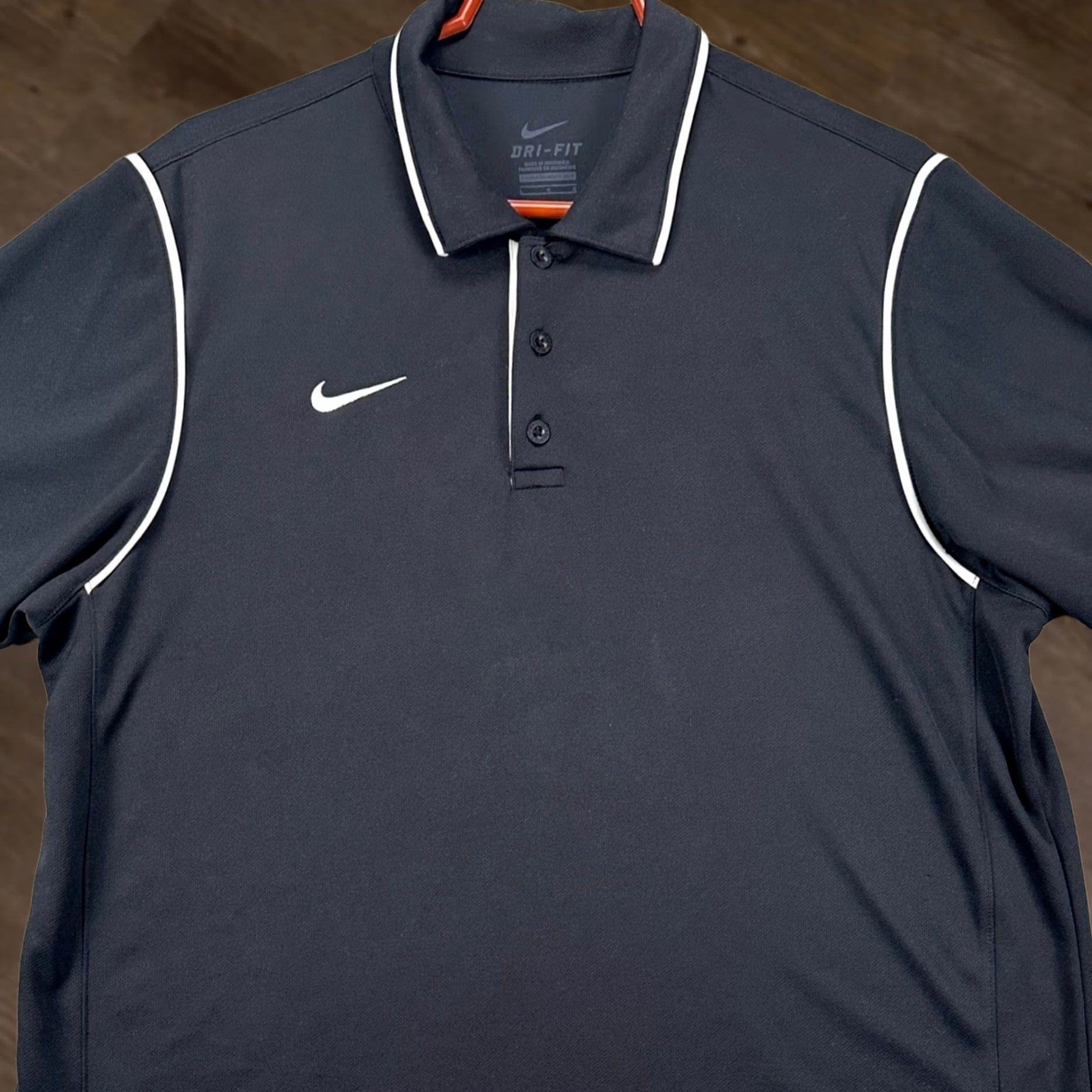 Nike Nike Dri-Fit Shirt Golf Polo Mens Large Black Short Sleeve Swoosh Athletic Polo Shirt Size US L / EU 52-54 / 3 - 1 Thumbnail