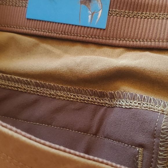 Kuhl Kuhl Freeflex 8" inseam Sage Zip Pockets Sz. XL Shorts NWT Size 36" / US 14 / IT 50 - 8 Thumbnail