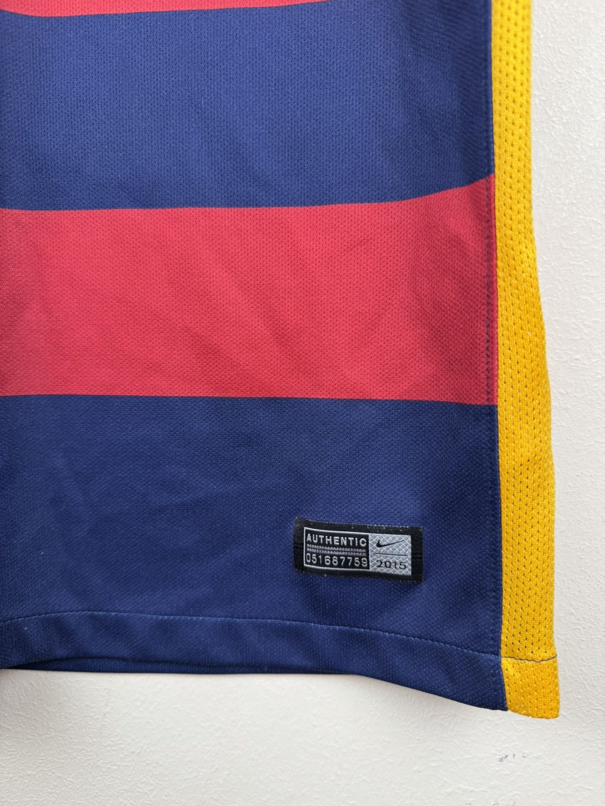 Nike Barcelona 2015 2016 Jersey Nike Home Kit Football Soccer S Size US S / EU 44-46 / 1 - 11 Thumbnail