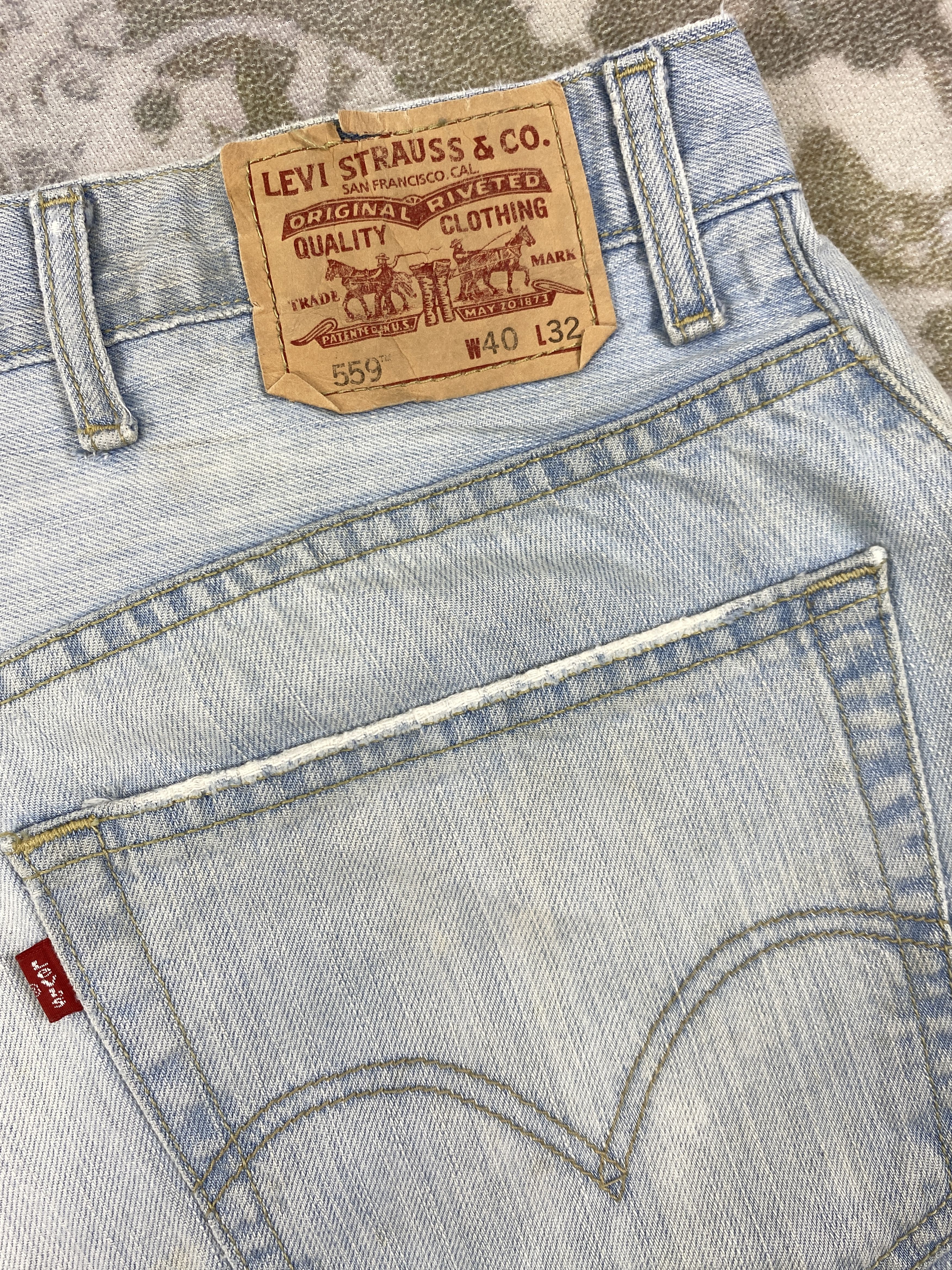 Levi's Light Wash Vintage Levi's 559 Straight Denim 41x31.5 JN496 Size US 41 - 12 Thumbnail