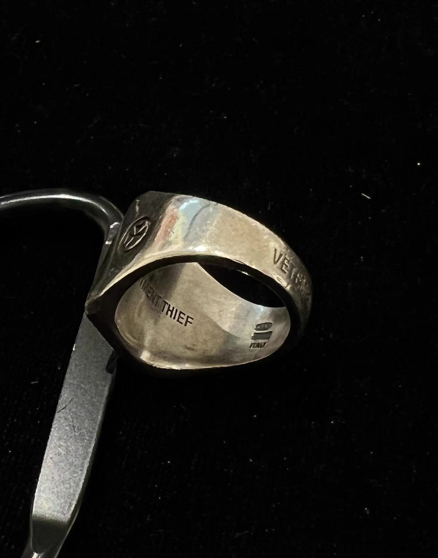 Vetements Vetements 19AW Apartment Thief Silver Ring Q13 Size ONE SIZE - 2 Thumbnail