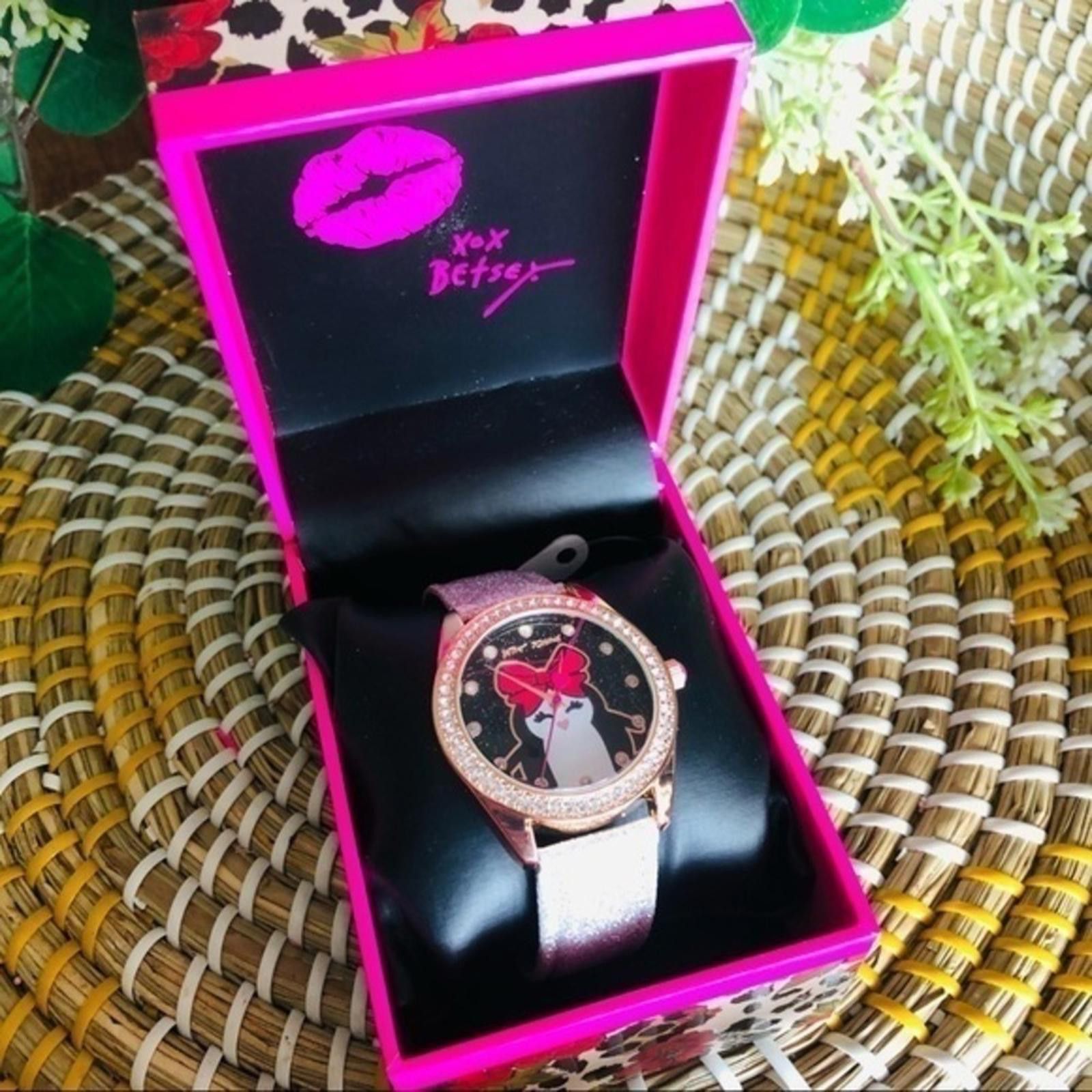 Betsey Johnson Betsey Johnson Penguin Watch NWT Size ONE SIZE - 4 Thumbnail