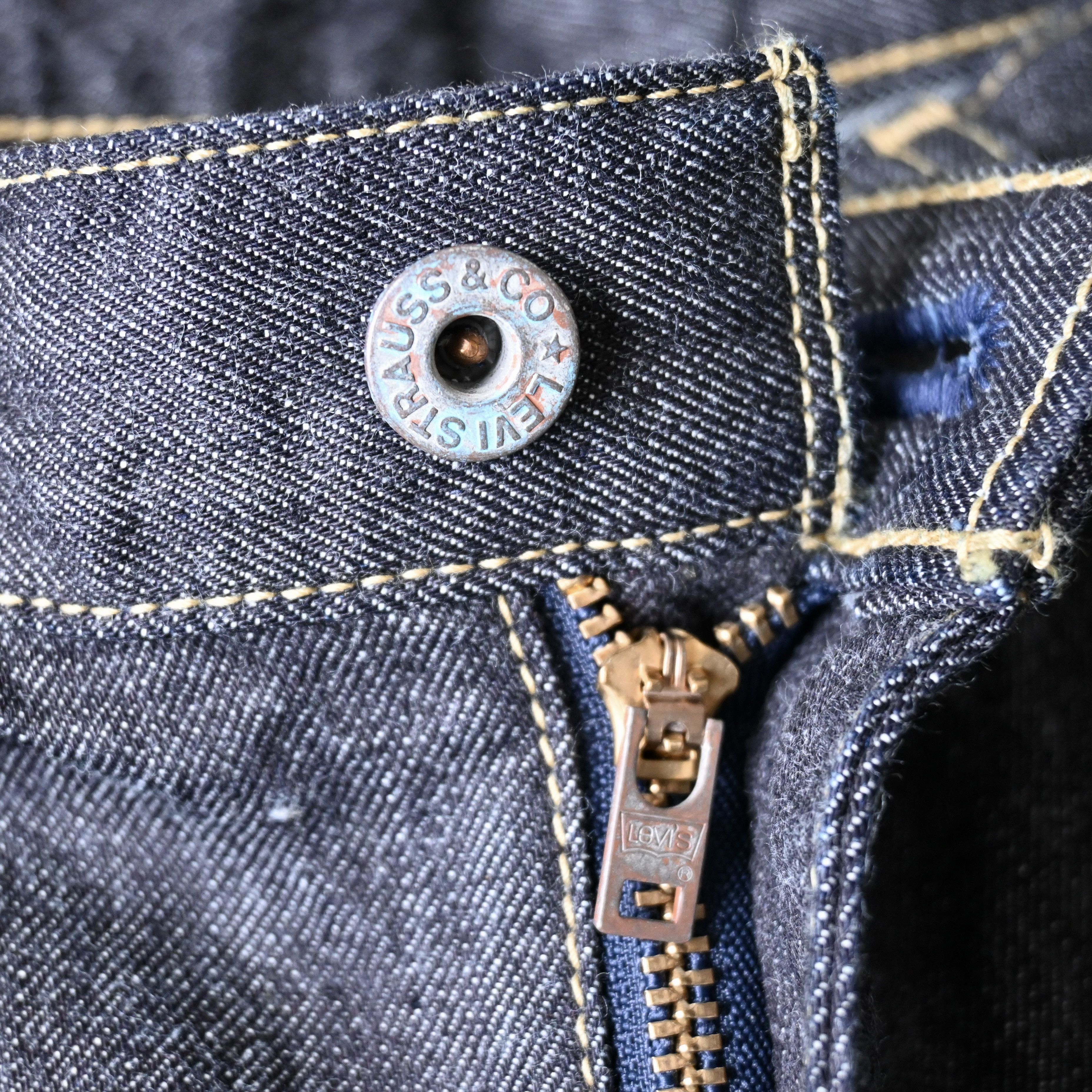 Levi's DEADSTOCK, 2009 Levi's 502 "Yellow Stitch" rigid denim jeans Size US 38 / EU 54 - 16 Thumbnail