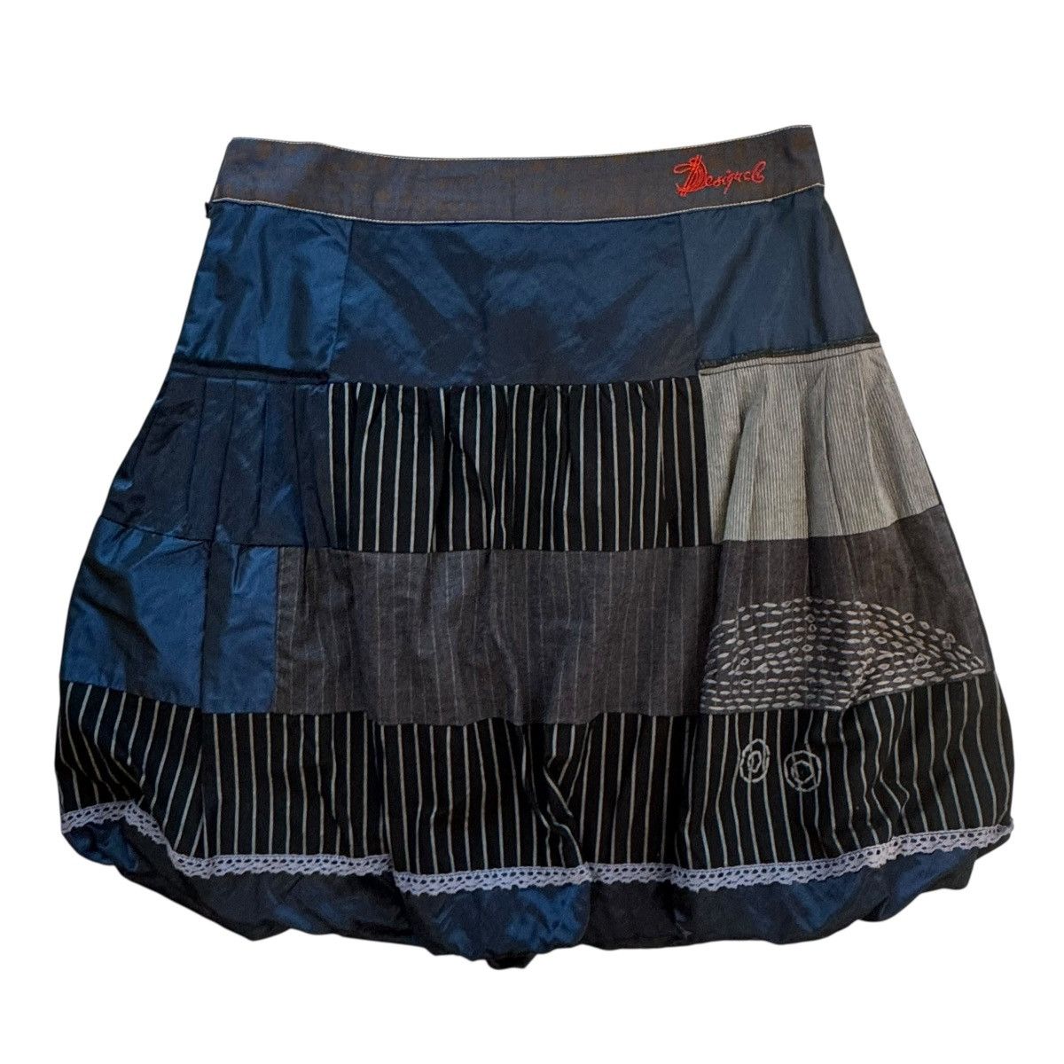 Desigual DESIGUAL women's skirt 61%cotton 38%polyester 1%metalic 38 Size 26" / US 2 / IT 38 - 2 Thumbnail