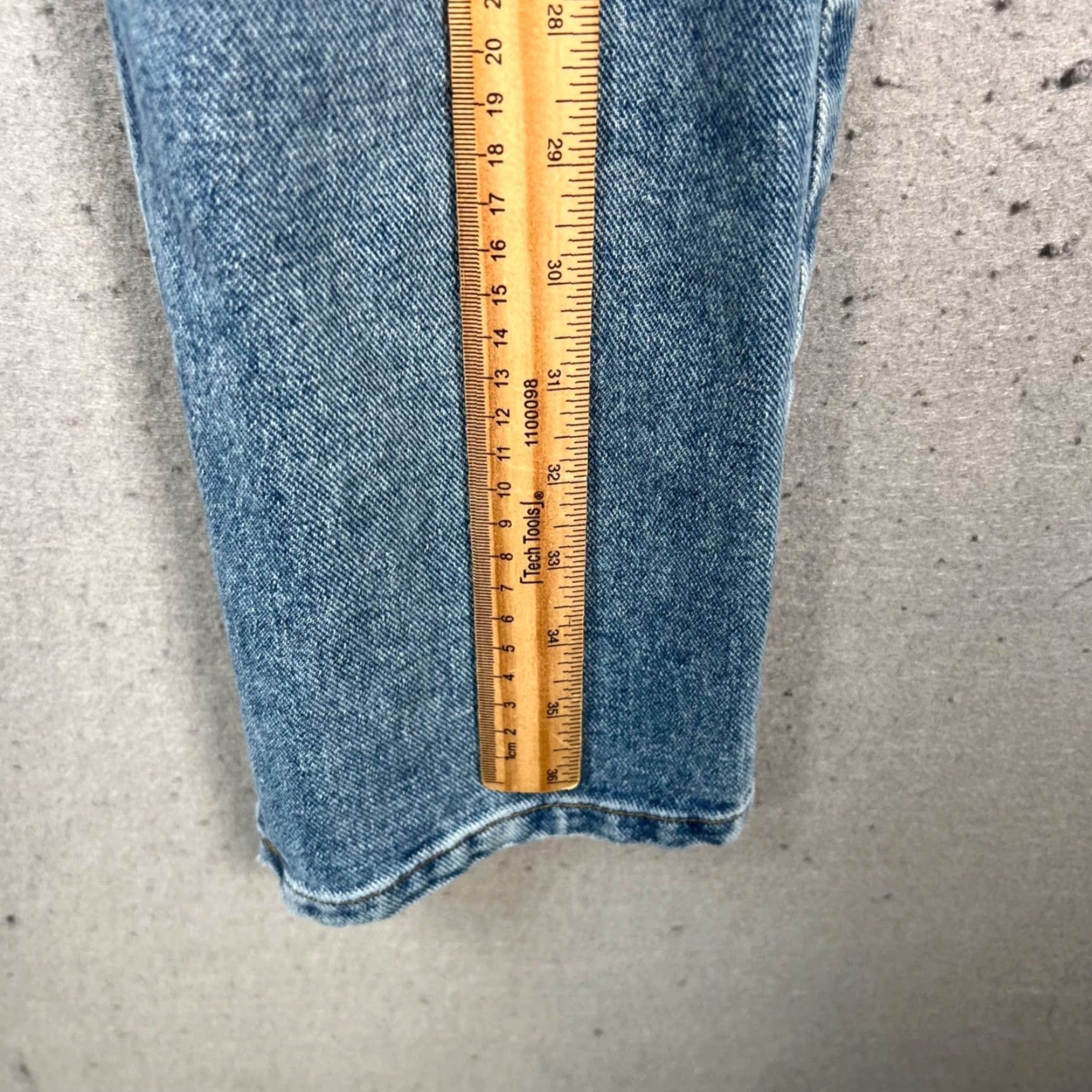 Silver Jeans Co. Silver Jeans Womens Size 26 x 28 Light Wash Denim Straight-Leg Jeans Size 26" / US 2 / IT 38 - 7 Thumbnail