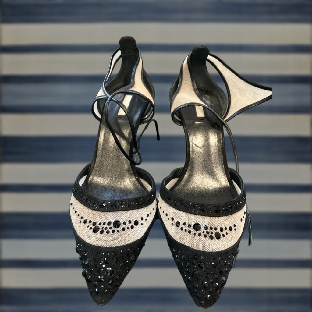 Giorgio Armani Giorgio Armani Black Leather Lace Pump Womens Size 39.5 9.5 Stiletto Almond Toe Patent Leather White Stitch Size US 10 / IT 40 - 1 Thumbnail