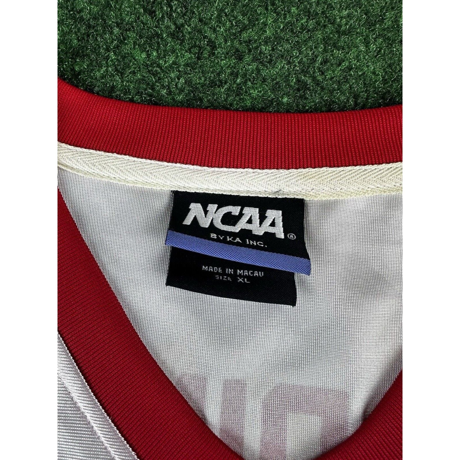 NCAA × Vintage Vintage Louisville NCAA #12 Jersey Size US XL / EU 56 / 4 - 5 Thumbnail