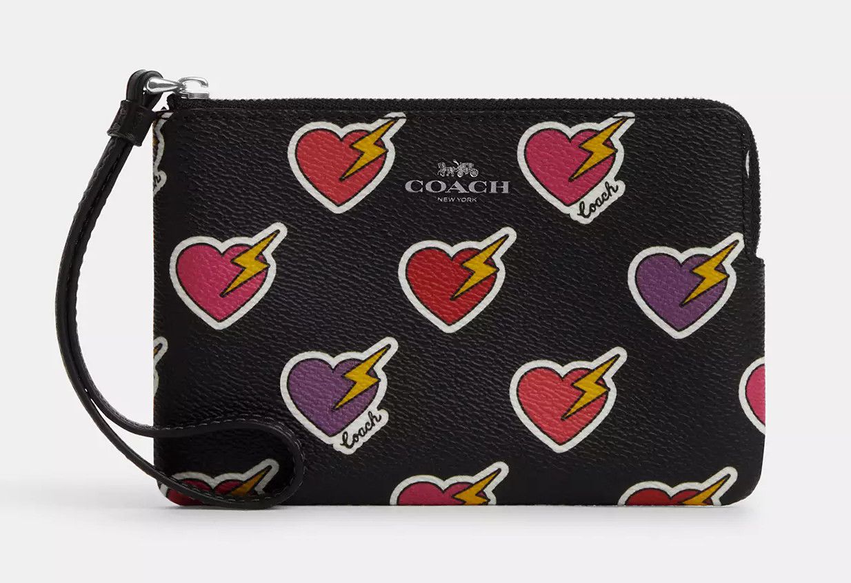Coach Corner Zip Wristlet With Heart Bolt Print CW857 Size ONE SIZE - 5 Thumbnail