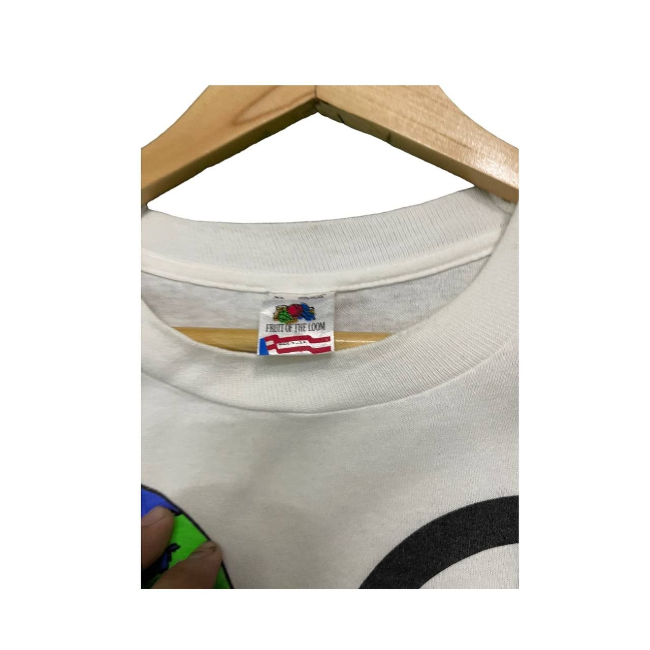 VINTAGE PEACE SIGN WORLD PEACE #SKU-A991 DP1