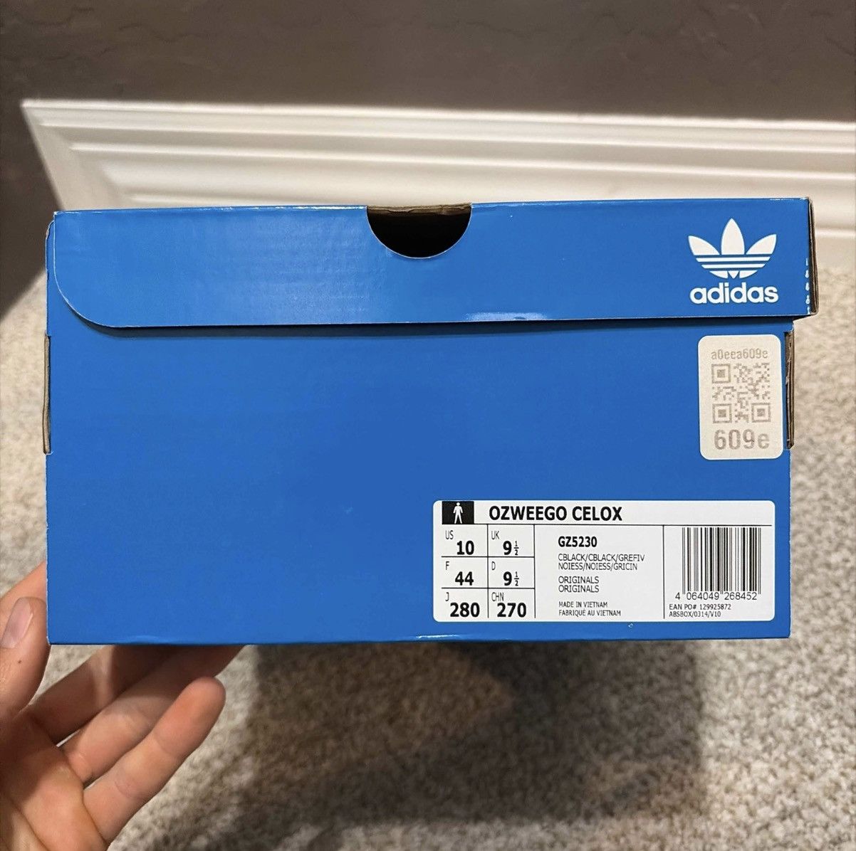 Adidas Adidas “Ozweego Celox” Size US 10 / EU 43 - 7 Thumbnail