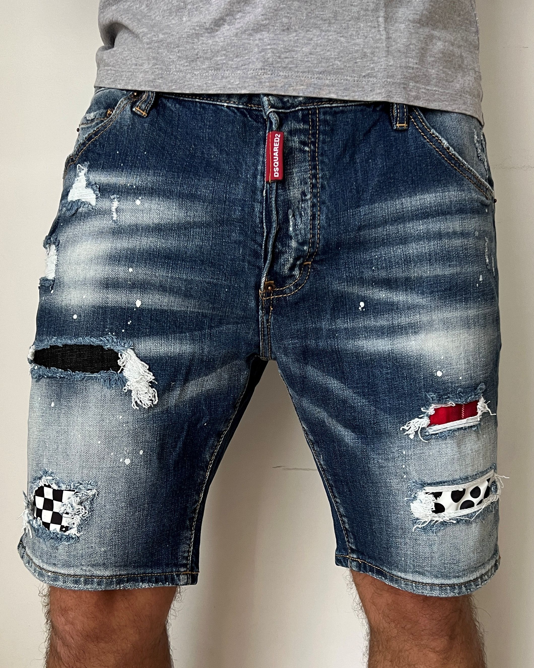 Dsquared2 DSQUARED2 MULTILOGO SLIM ICON DENIM SHORTS Size US 38 / EU 54 - 1 Thumbnail