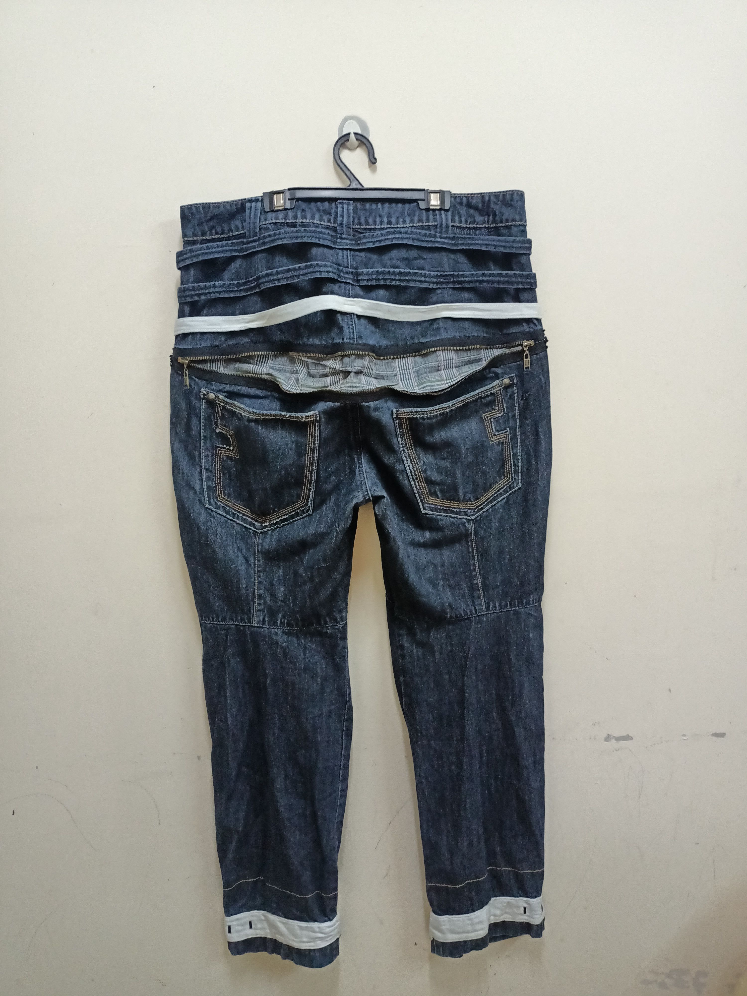 Marithe + Francois Girbaud Marithe Francois Girbaud rare design jeans Size US 38 / EU 54 - 10 Thumbnail