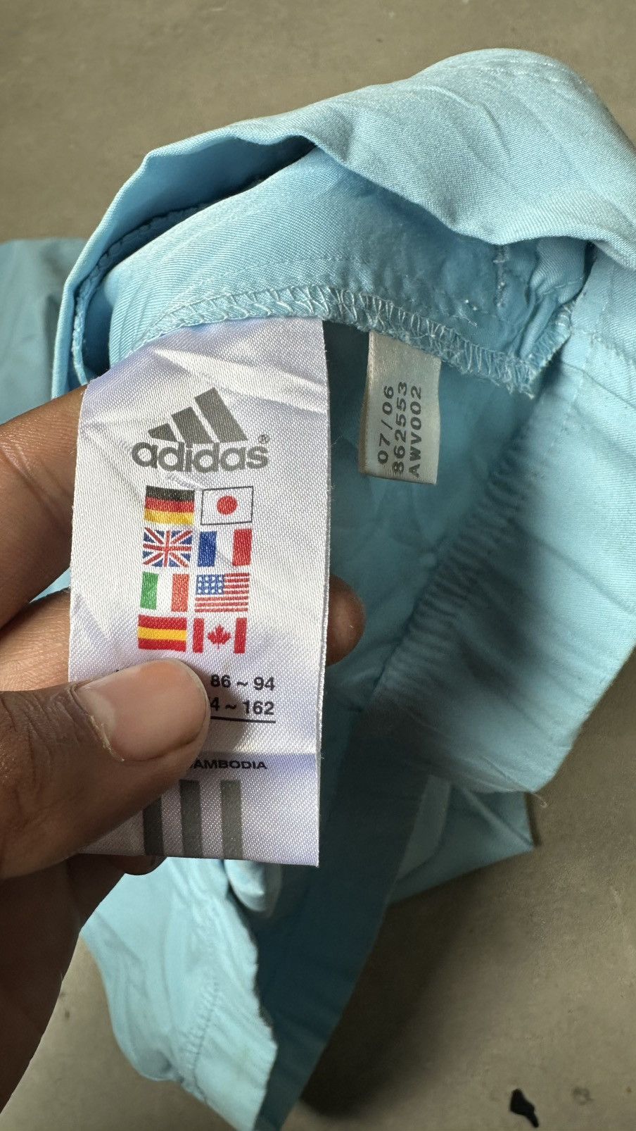 Adidas VINTAGE ADIDAS SWEATER Size US M / EU 48-50 / 2 - 9 Thumbnail