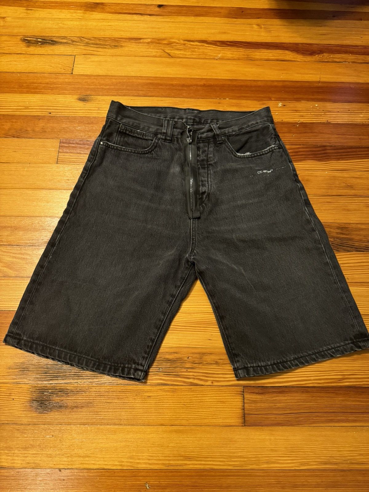 Off white short jeans hot sale