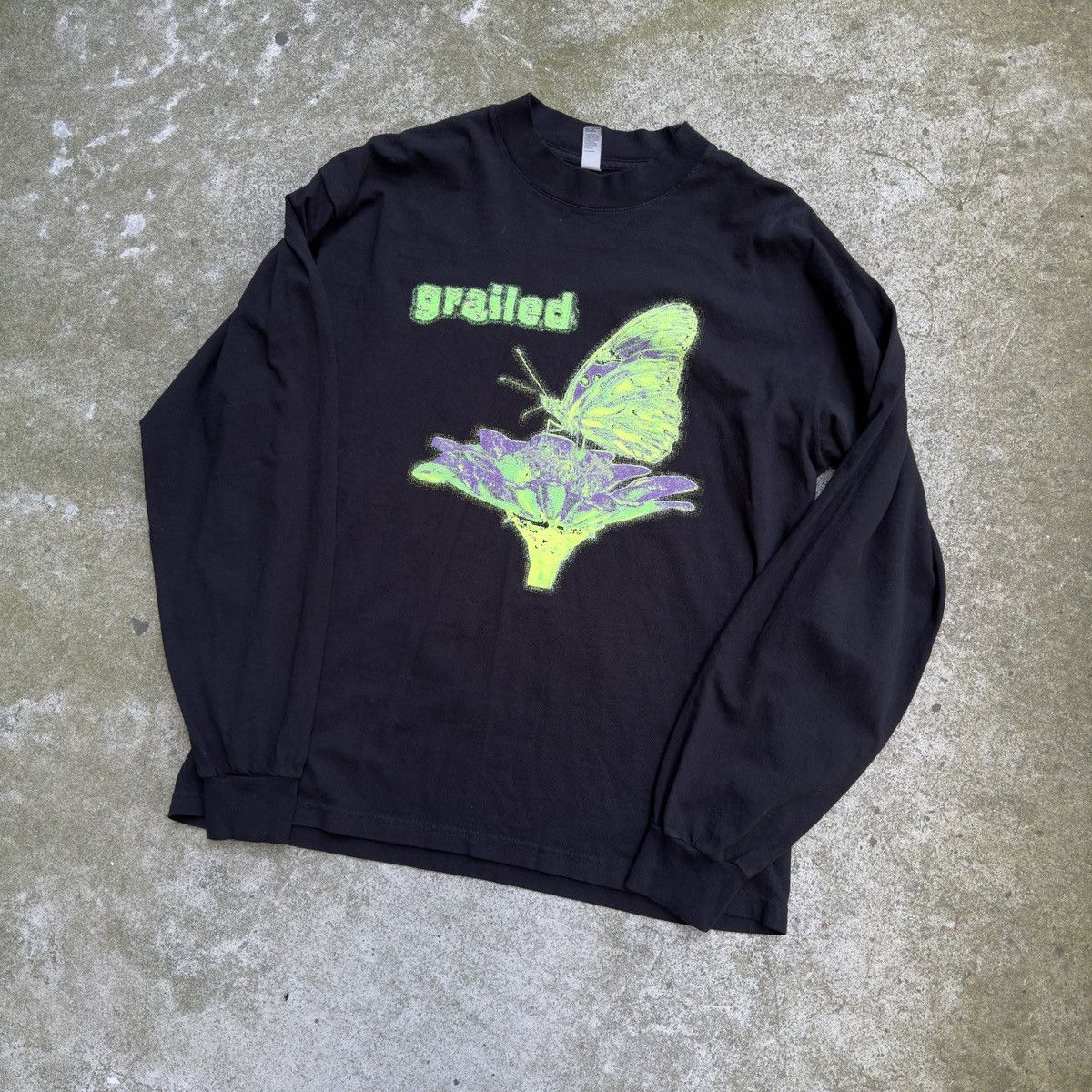 Grailed GRAILED NEON BUTTERFLY VIP LONGSLEEVE TEE M Size US M / EU 48-50 / 2 - 5 Thumbnail