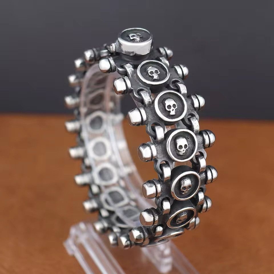 Vintage Vintage Charm Skull Bracelet Size ONE SIZE - 2 Thumbnail