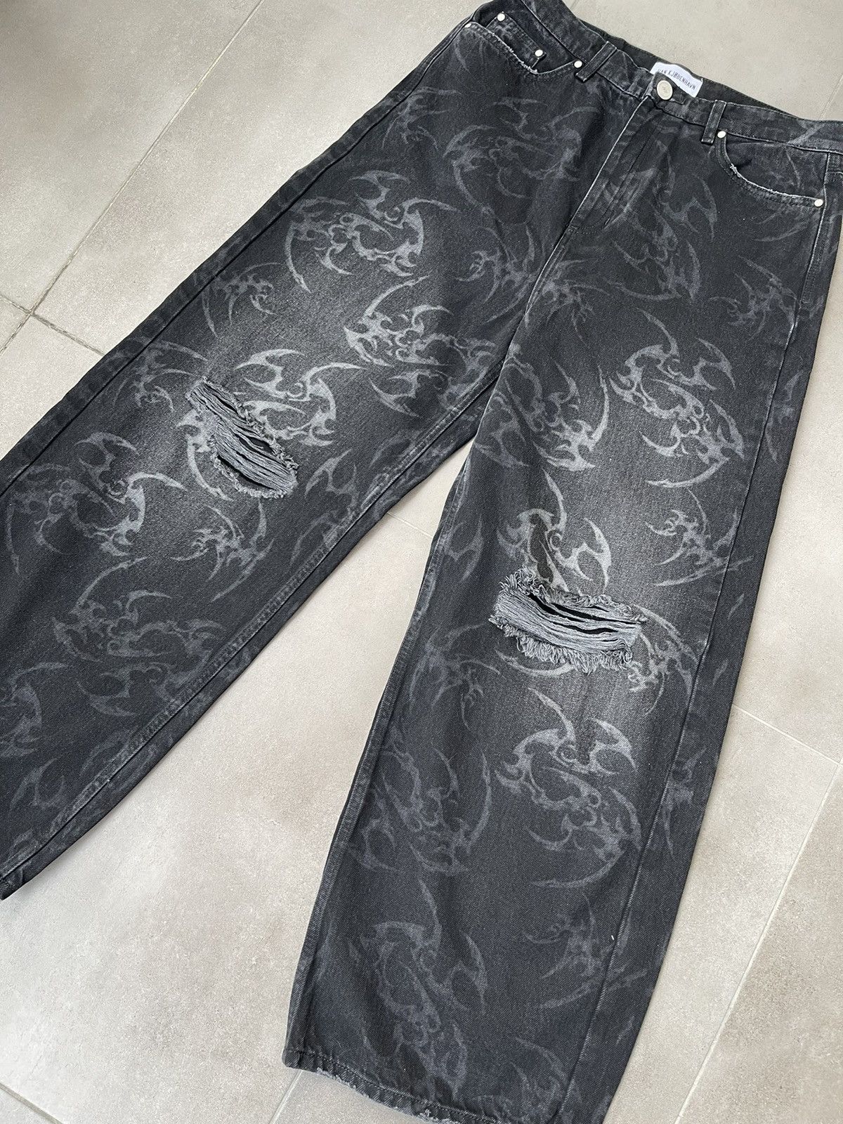 Han Kjobenhavn !DS! FW22 Han Kjobenhavn Tribal Baggy Distressed Denim Pants Size US 32 / EU 48 - 14 Thumbnail