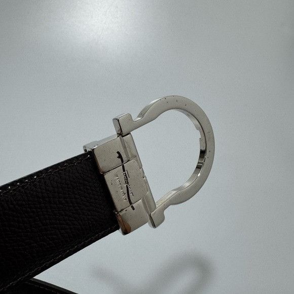 Salvatore Ferragamo Ferragamo Gancini Buckle Adjustable Reversible Belt Size 32 Size 32 - 4 Thumbnail