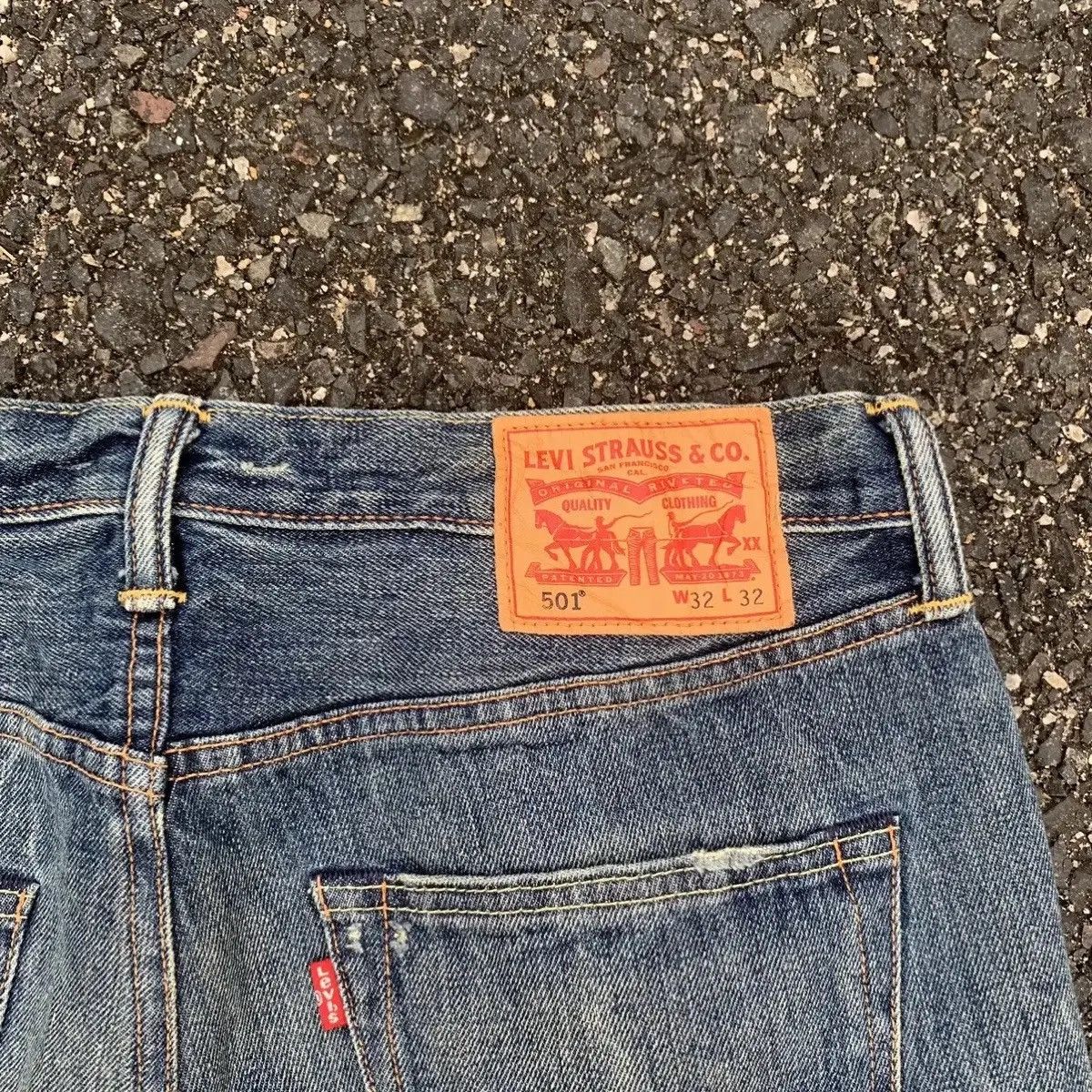 Levi's Levi’s 501 NICE FADING Jeans 32x32 Levis Denim Levi Pants Size US 32 / EU 48 - 12 Thumbnail