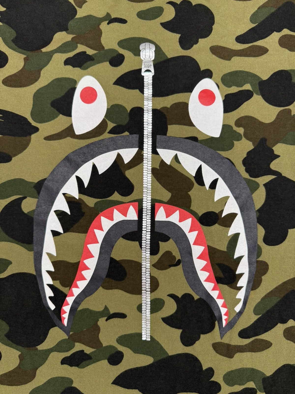Bape SS23 Bape 1st Camo Shark Tee Size US XXL / EU 58 / 5 - 3 Thumbnail