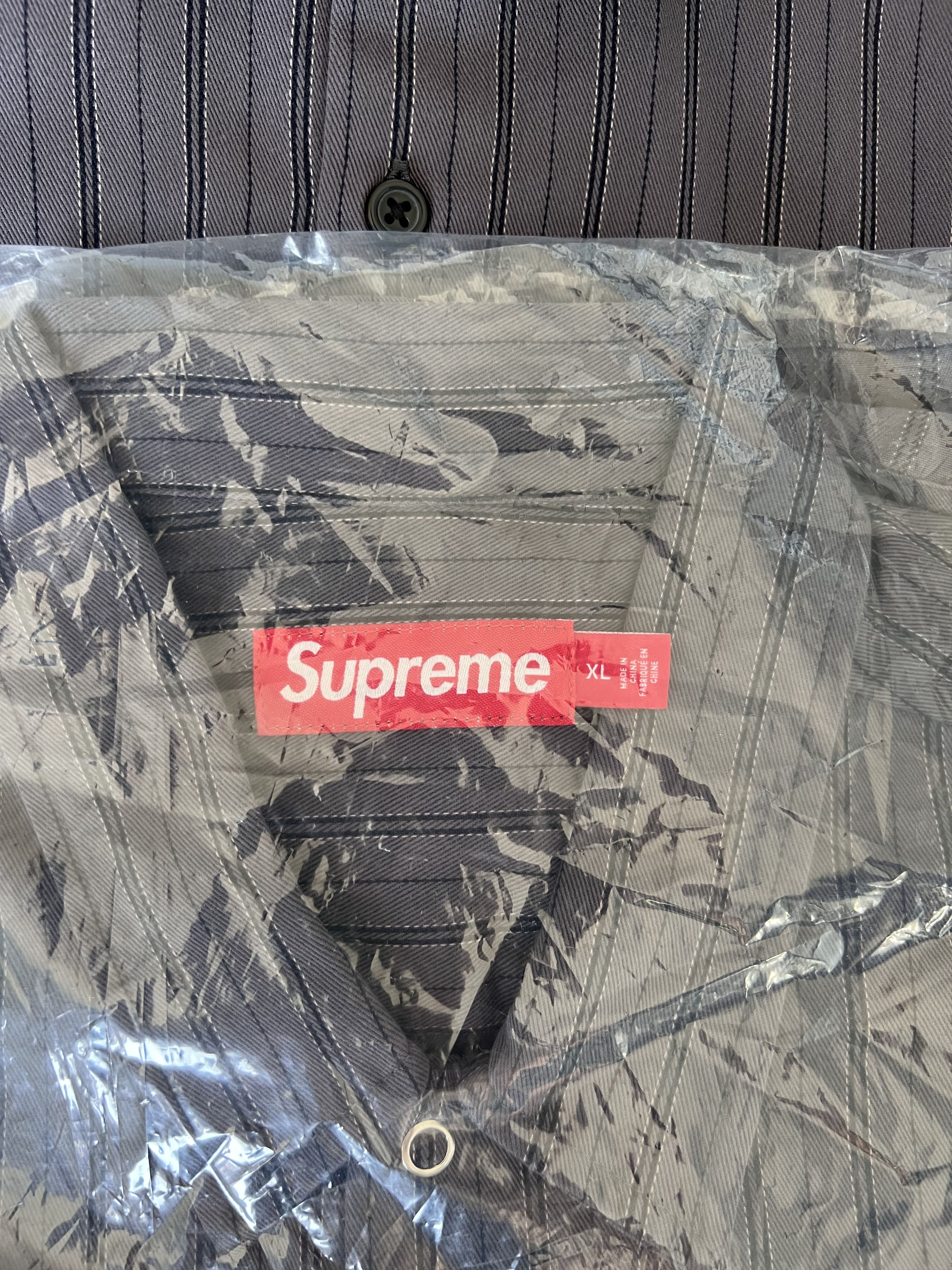 Supreme Supreme AOI Eyes Work Shirt in Purple Stripe Size US XL / EU 56 / 4 - 6 Thumbnail