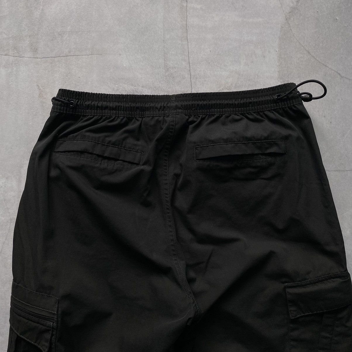 Japanese Brand × Nike × Vintage Y2K Nike Vintage Drill Black Cargo Parachute Pants Size US 31 - 7 Thumbnail