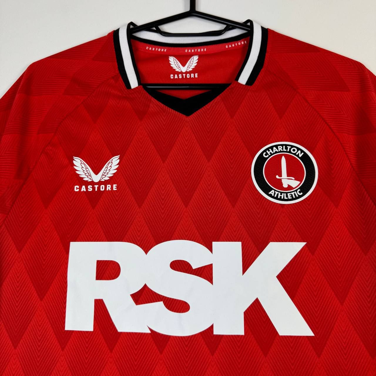 Castore Castore Charlton Home Jersey RSK Sponsor Mens Size M Size US S / EU 44-46 / 1 - 2 Thumbnail