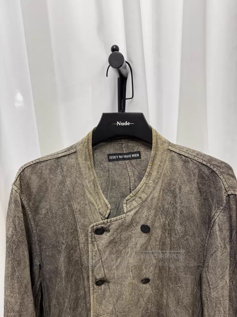 Issey Miyake Issey Miyake Pleated Distressed Double-Breasted Jacket Size US L / EU 52-54 / 3 - 4 Thumbnail
