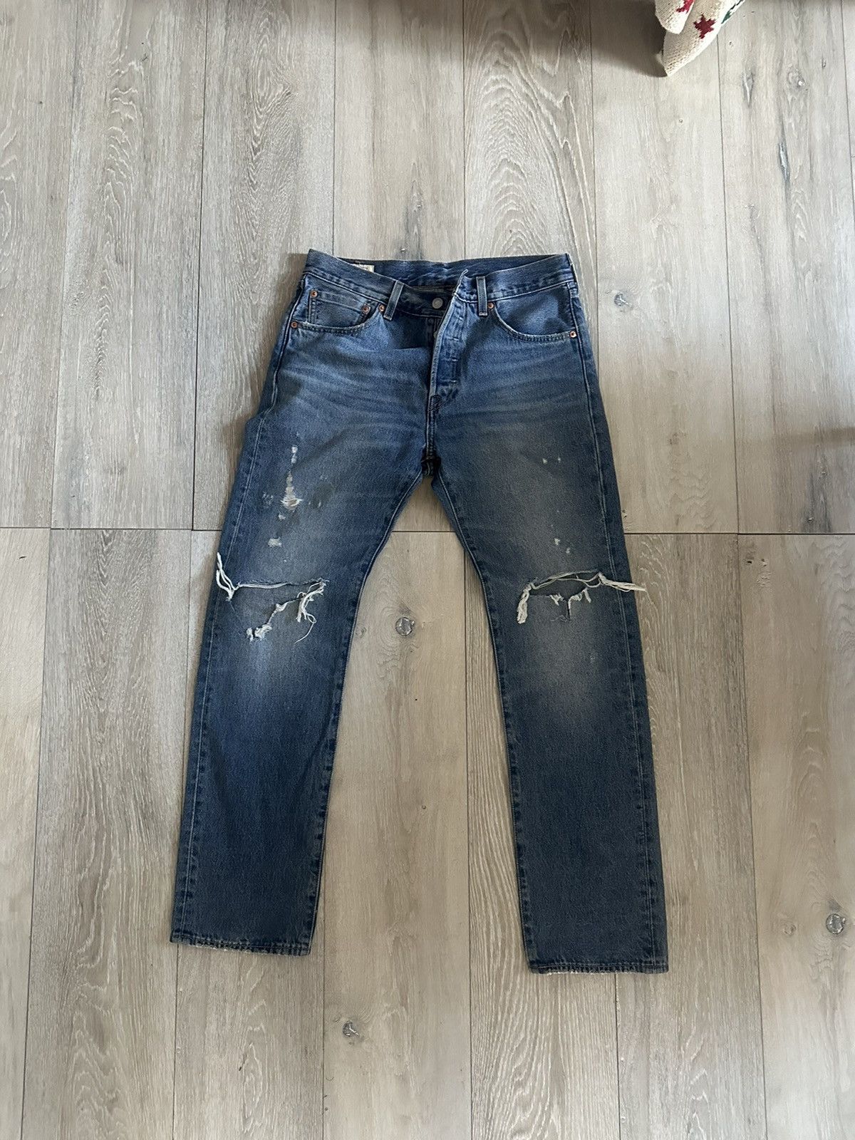 Levi's × Levi's Vintage Clothing Levi 501 blue ripped jeans Size US 32 / EU 48 - 1 Thumbnail