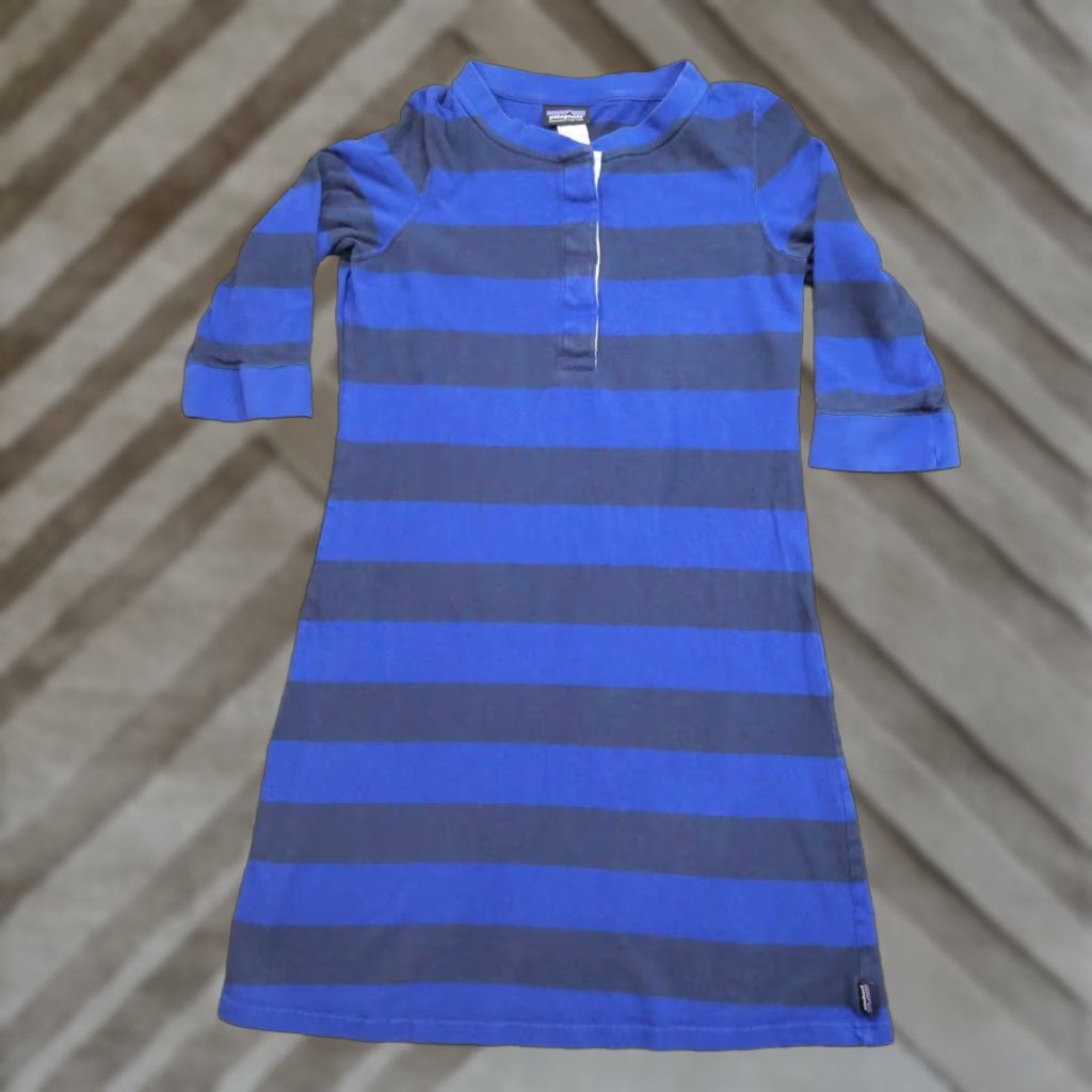 Patagonia Patagonia Shirt Dress Womens Small Blue Striped 3/4 Sleeve Round Neck Pullover Knee Length Casual Size S / US 4 / IT 40 - 1 Thumbnail