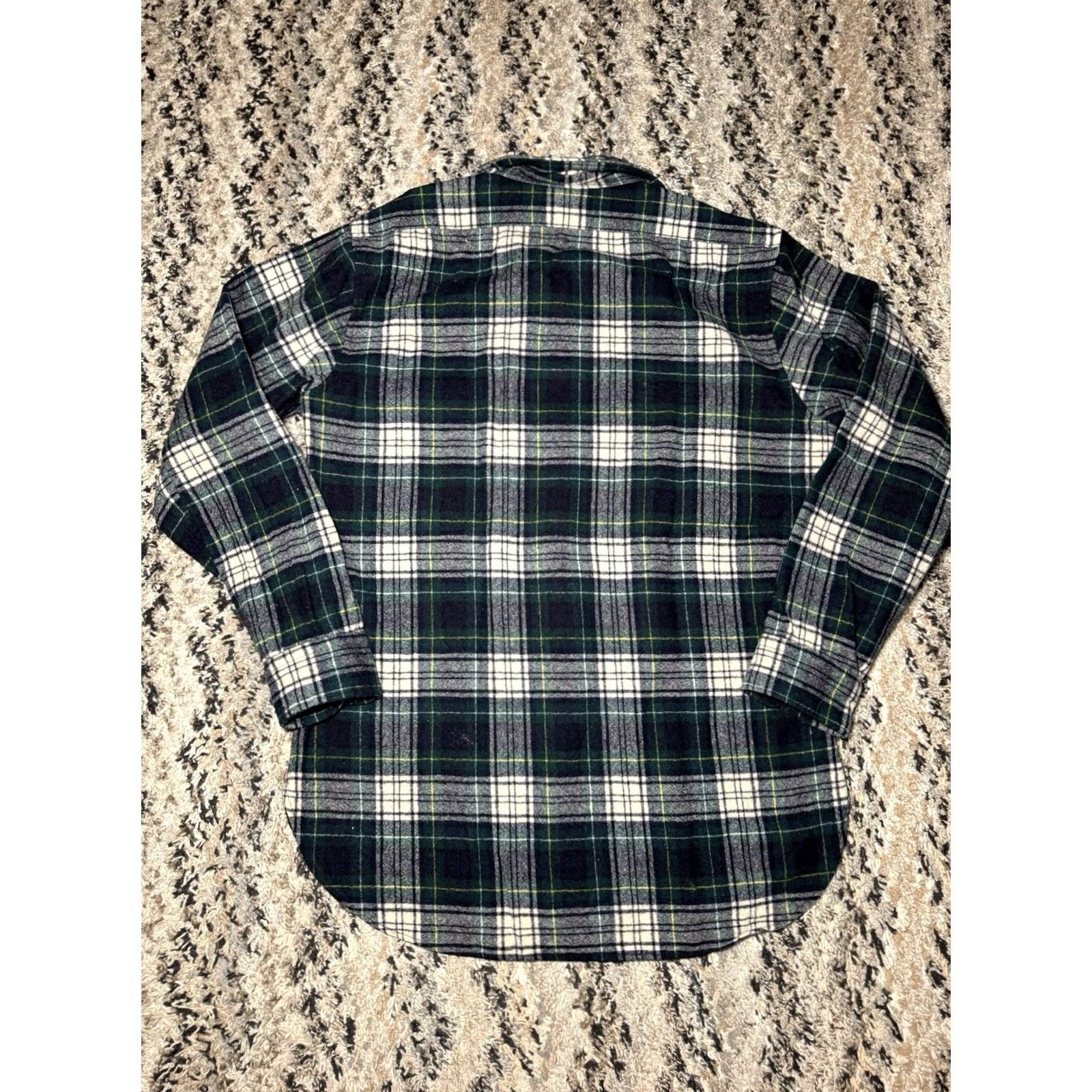 Pendleton VINTAGE Pendleton Shirt Medium Green Campbell Tartan Wool Button Up Plaid Flannel Mens Size US M / EU 48-50 / 2 - 5 Thumbnail