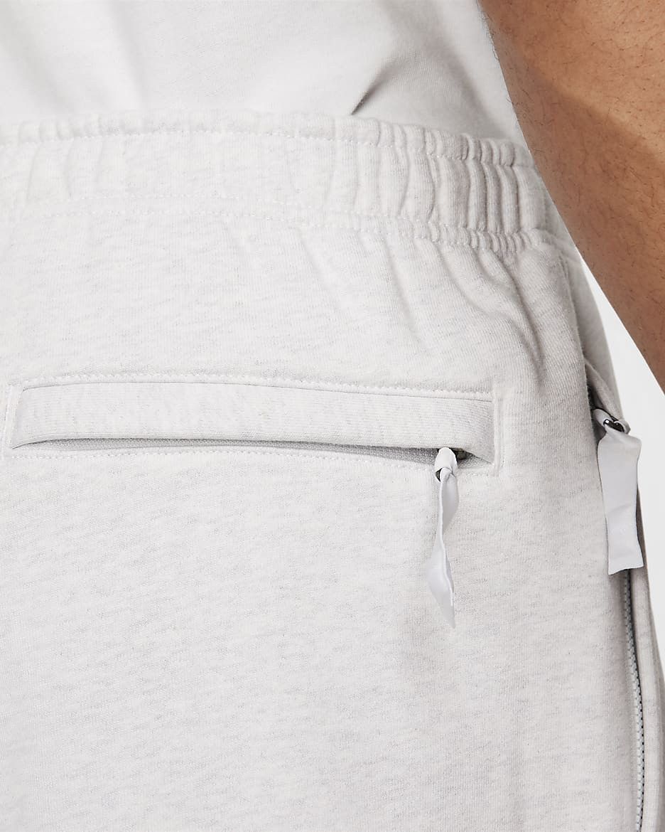 Nike Solo Swoosh Fleece Shorts White Loose Fit