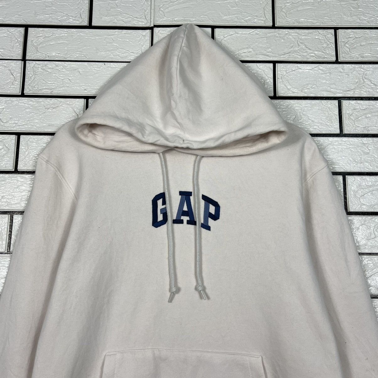 Gap GAP Tonal Archpohd Carls Stone Pullover Hoodies #4258-C194 Size US XS / EU 42 / 0 - 2 Thumbnail