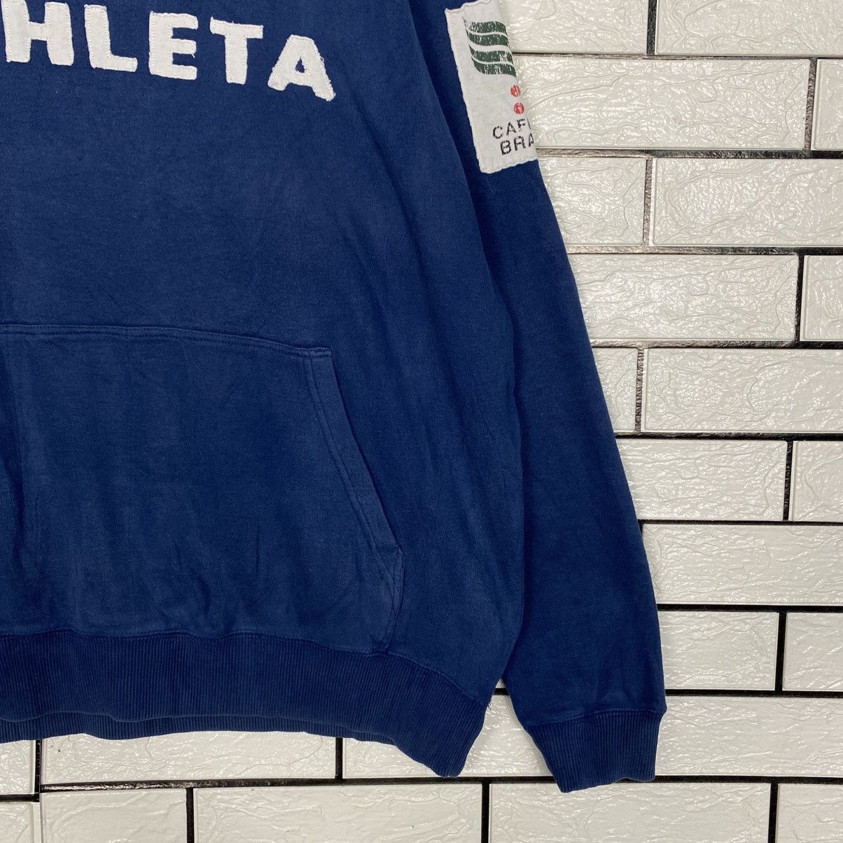 Japanese Brand 📌Vintage Hoodie Pull Over Athleta Big Logo Size US L / EU 52-54 / 3 - 6 Thumbnail