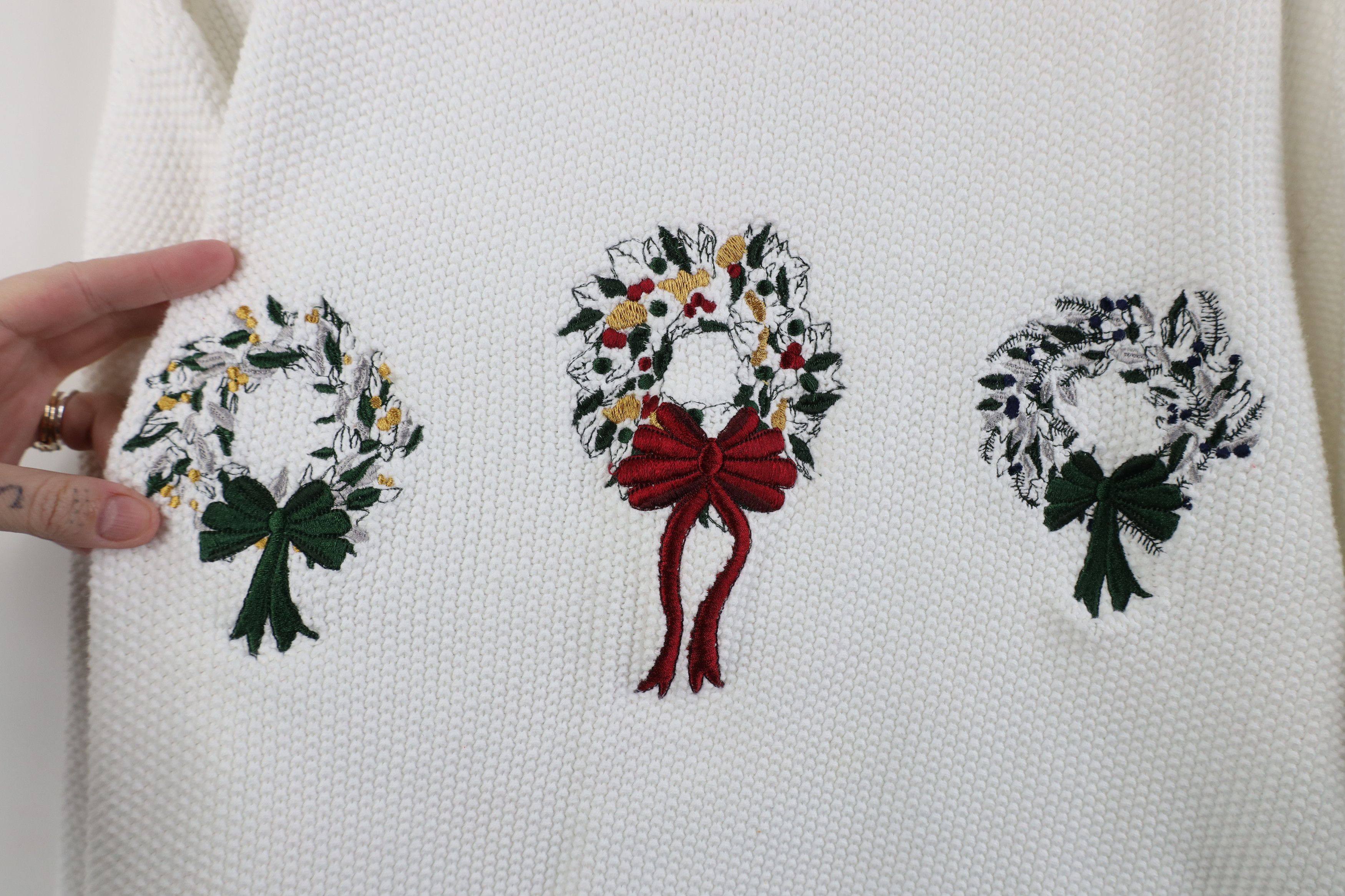 Cabelas Vintage 90s Cabelas Cotton Knit Christmas Wreath Sweater Size XL / US 12-14 / IT 48-50 - 4 Thumbnail