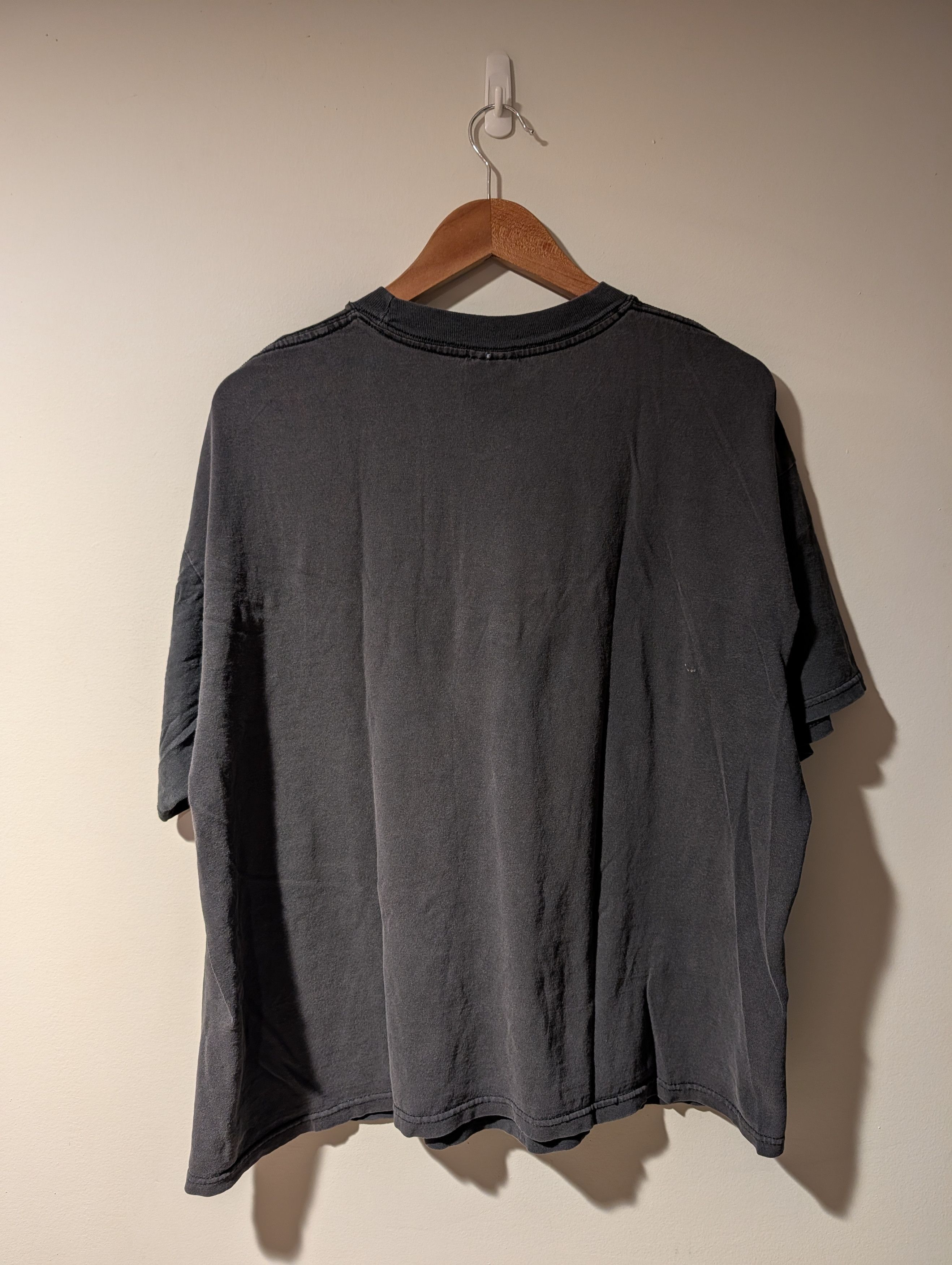 Gildan Vintage 2000 The Soprano's TV Show Black X-Large T-Shirt Size US XL / EU 56 / 4 - 7 Thumbnail