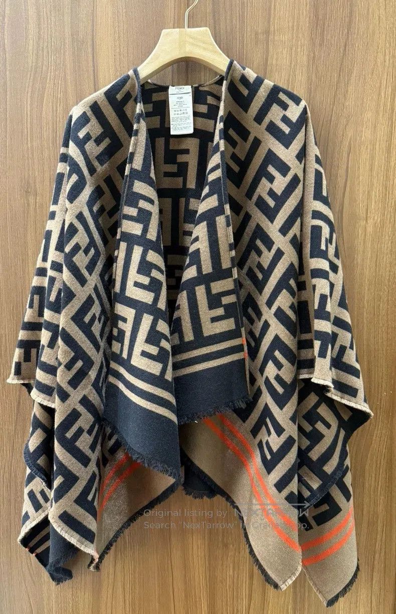 Fendi FENDI FF Wool Silk Cape Shawl . Size US M / EU 48-50 / 2 - 1 Thumbnail