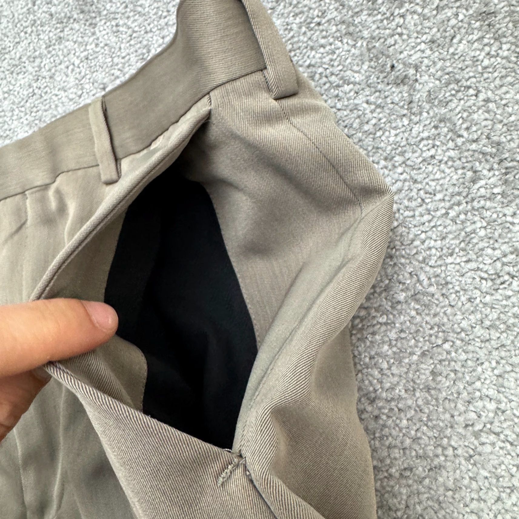 Brooks Brothers Perry Ellis Portfolio Pants Mens 38x30 Taupe Brown Straight Pleated Front Dress Pants Mens Regular Brown 38 in Polyester Rayon Brand Brooks Brothers Size US 38 / EU 54 - 4 Thumbnail