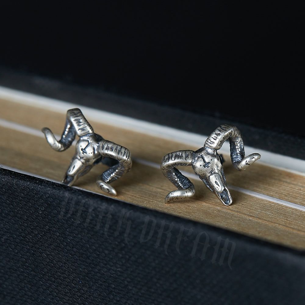 Jewelry Goat sheep Punk Earrings One Pairs Chrome Jewelry Size ONE SIZE - 1 Thumbnail