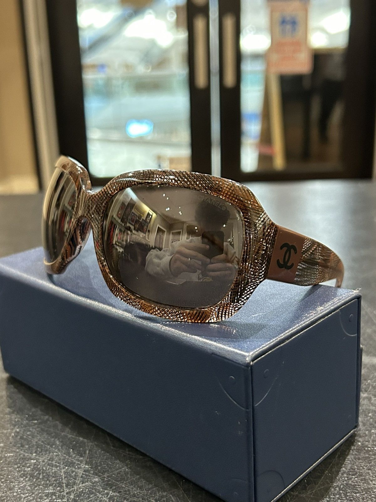 Chanel Chanel Sunglasses Size ONE SIZE - 1 Thumbnail