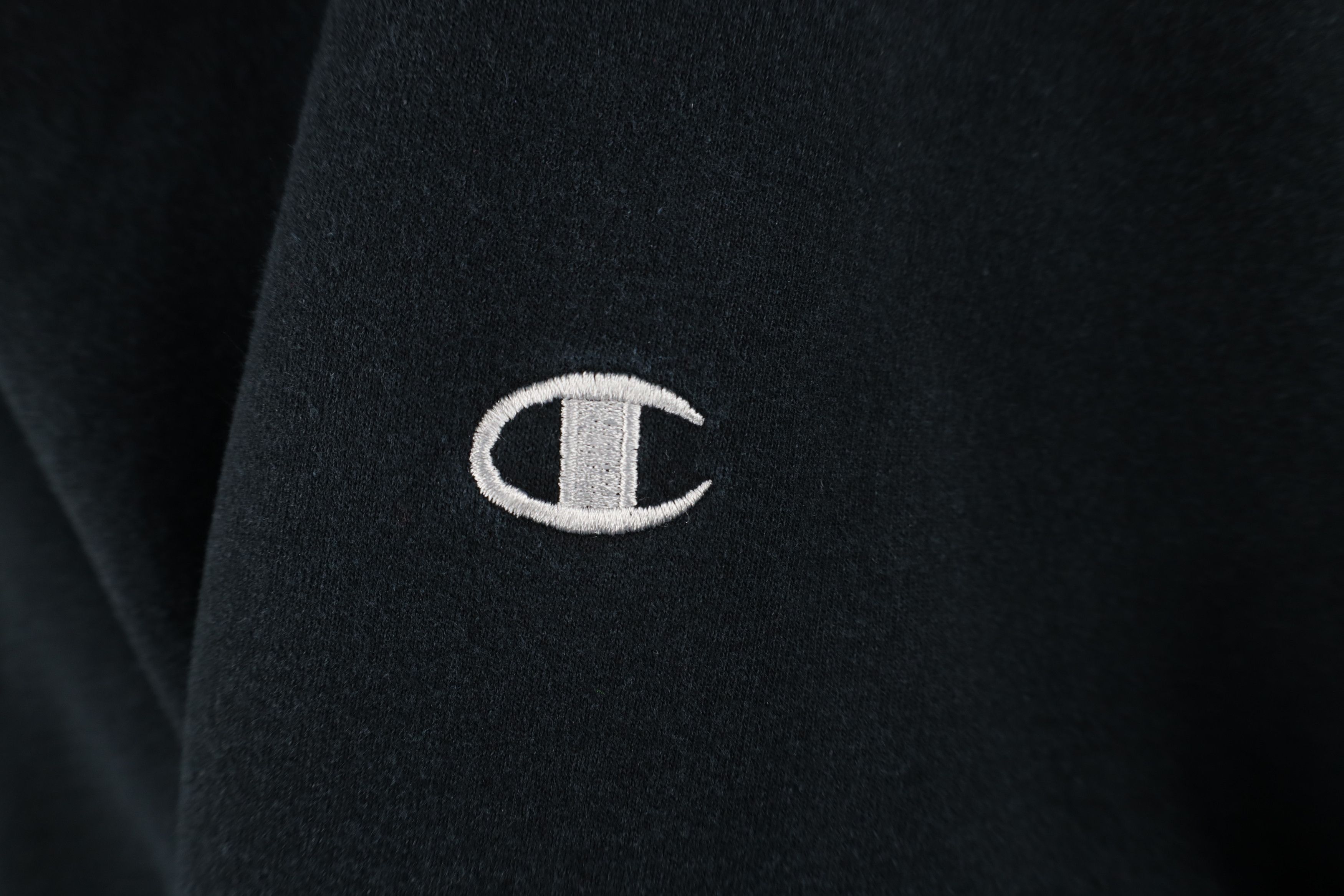 Champion Vintage Champion Classic Logo Crewneck Sweatshirt Black Size US XXL / EU 58 / 5 - 4 Thumbnail