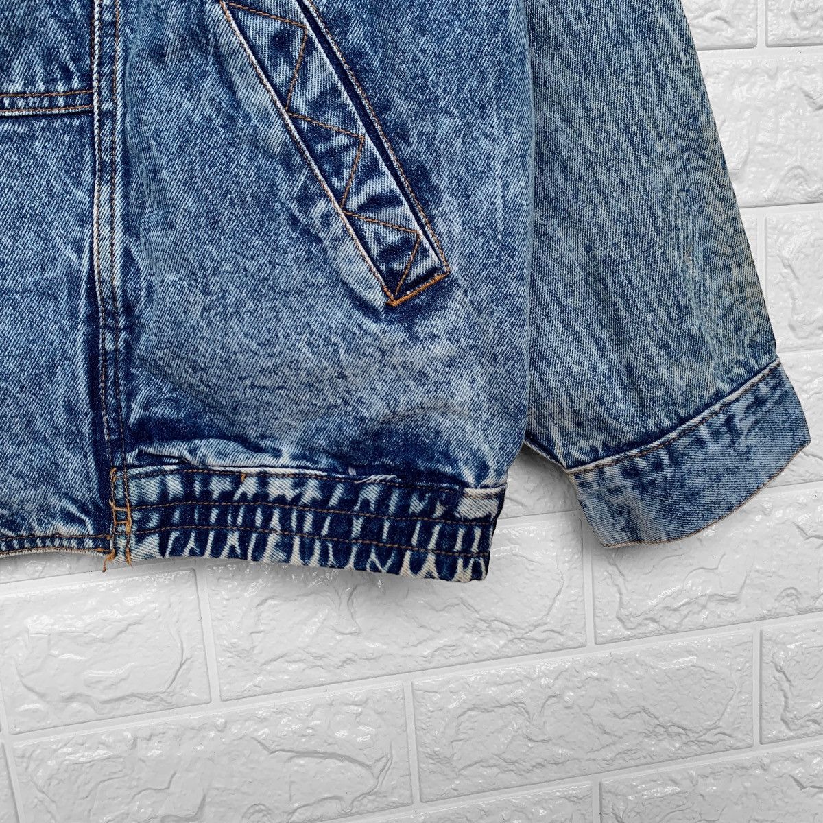Hunter Vintage Asymmetric Hunter Mountain Acid Wash Denim Jacket Size US S / EU 44-46 / 1 - 8 Thumbnail